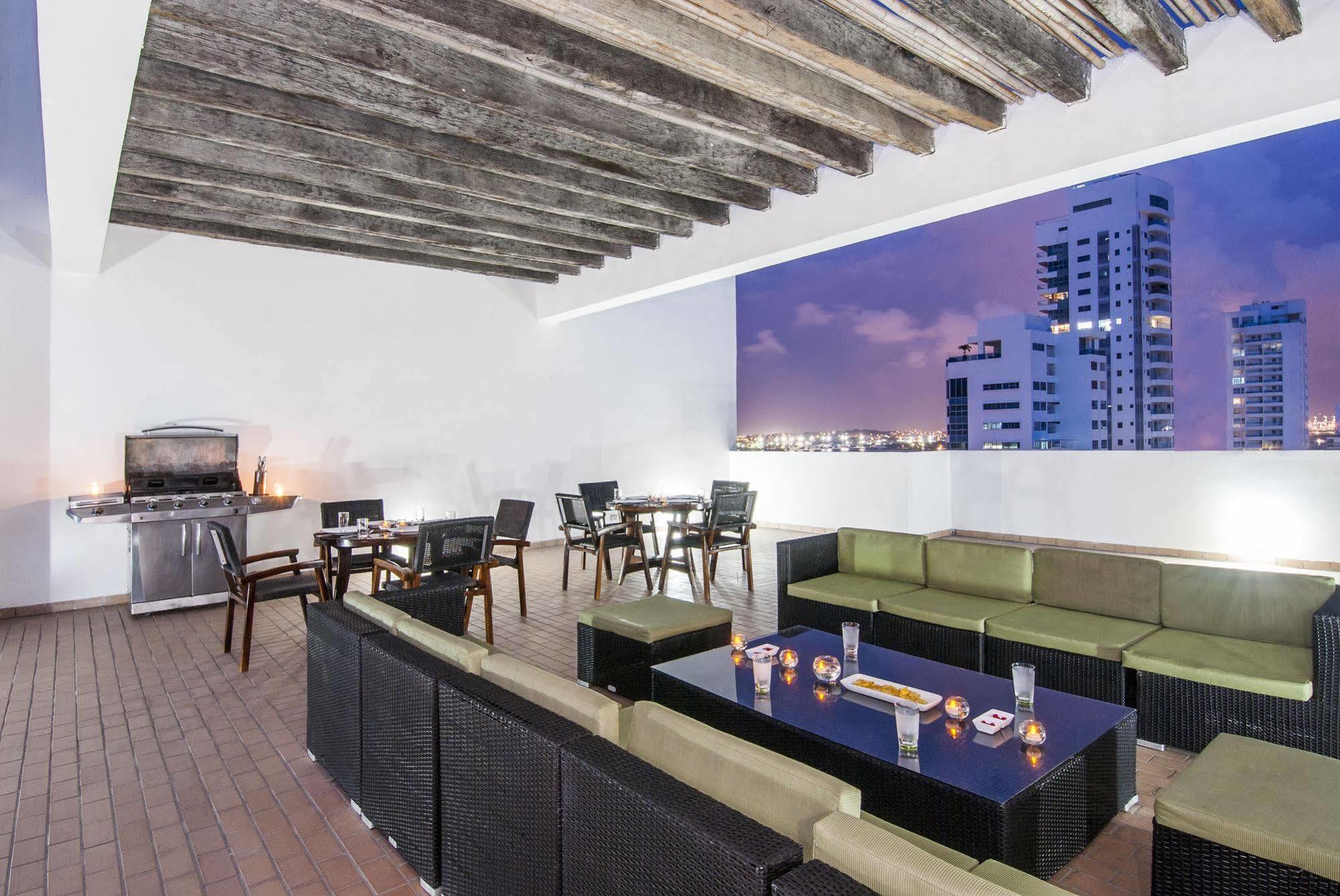 Aparthotel Travelers Orange Cartagena Exteriér fotografie